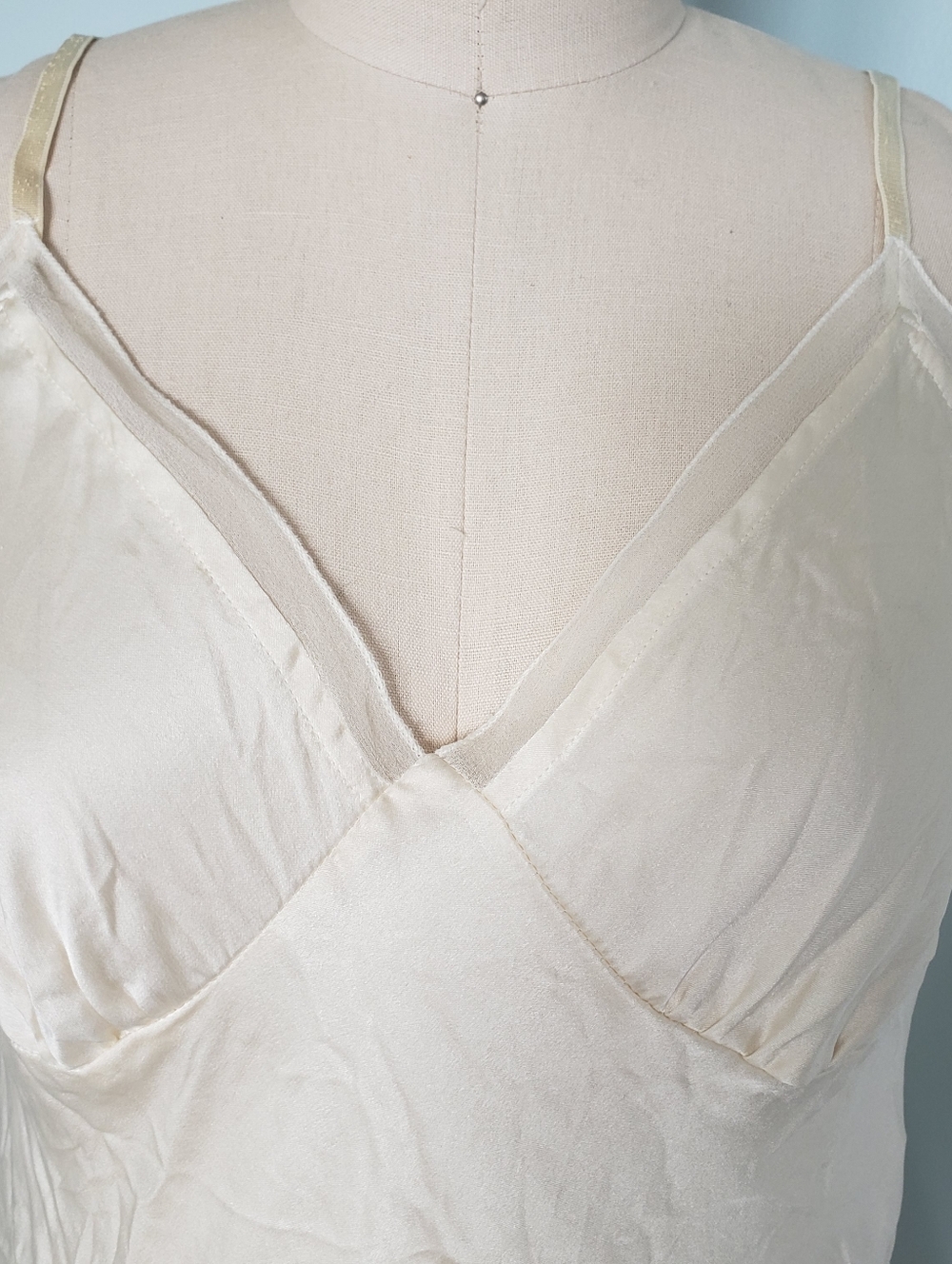 Silk Ivory Camisole, M - Picture 2 of 10